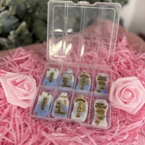 Laundry wax melts