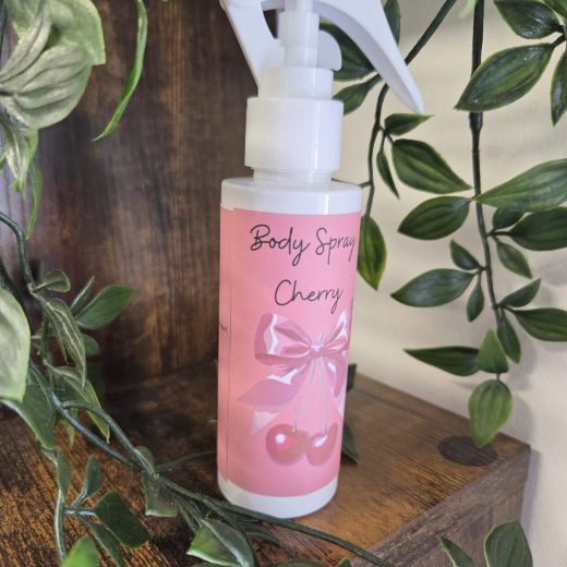 Body spray in cherry