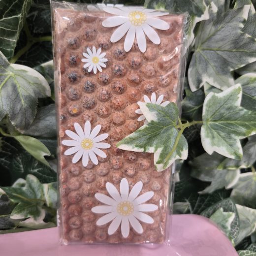 large snap bar in Chocolate butlift