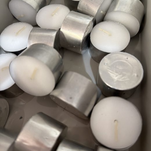 4 hour tea lights x2